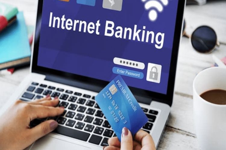 Nạp tiền qua E-Banking của ngân hàng dễ dàng